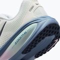 Scarpe da running da donna Nike Vomero 18 white/work blue/midnight navy 4