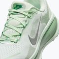 Scarpe da running da donna Nike Vomero 18 barely green/steam/metallic silver 3