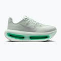 Scarpe da running da donna Nike Vomero Premium barely green/metallic silver