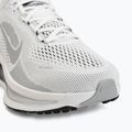 Scarpe da corsa uomo Nike Vomero 18 summit white/metallic silver-black 7