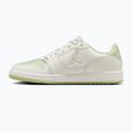 Scarpe da donna Nike Jordan Court Connect Low sail/olive aura 2