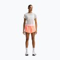 Pantaloncini da corsa da uomo Nike Swift Breathe Dri-Fit Mid-Rise 2.5" orange pulse/photon dust 2