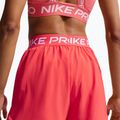 Pantaloncini da allenamento da donna Nike Pro 2in1 light crimson/white 6