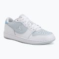 Scarpe da donna Jordan Court Connect Low white/aura/psychic blue