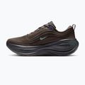 Scarpe da corsa uomo Nike Vomero Plus ironstone/dark smoke grey/quartz patina 2