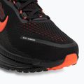 Scarpe da corsa uomo Nike Vomero 18 black/university red/bright crimson 7