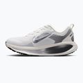 Scarpe da corsa donna Nike Vomero 18 summit white/sail/metallic silver 2