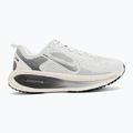 Scarpe da corsa donna Nike Vomero 18 summit white/sail/metallic silver 2