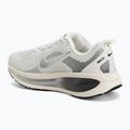 Scarpe da corsa donna Nike Vomero 18 summit white/sail/metallic silver 3