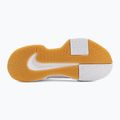 Scarpe da tennis donna Nike GP Challenge Pro white/summit white/linen/light orewood brown 4