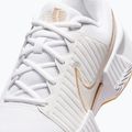 Scarpe da tennis donna Nike GP Challenge Pro white/summit white/linen/light orewood brown 4
