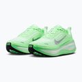 Scarpe da corsa donna Nike Vomero Plus white/illusion green/metallic silver 3