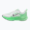 Scarpe da corsa donna Nike Vomero 18 white/illusion green/metallic silver 2