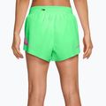Pantaloncini da corsa da donna Nike AeroSwift illusion green/black 2