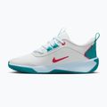Scarpe Nike Omni Multi-Court off white/energy/glacier blue 9