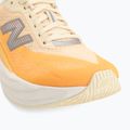 Scarpe da corsa donna New Balance FuelCell Rebel V5 calcium/gumdrop 7