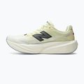Scarpe da corsa uomo New Balance FuelCell Rebel V5 pistachio butter/digital mist 2
