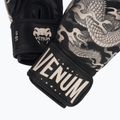 Guantoni da boxe Venum Dragon's Flight nero/sabbia 4