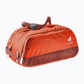 Borsa da trekking Deuter Wash Bag Tour II in papaya/legno rosso