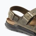 Sandali da uomo BIRKENSTOCK Milano Crosstown Oiled Leather Regular faded khaki 13