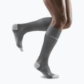 Calze da corsa a compressione CEP Ultralight grigio/grigio chiaro da uomo 4