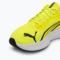 PUMA Pounce Lite, scarpa da corsa di colore giallo e nero 7