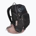 Zaino da bicicletta EVOC Explorer Pro 26 l grigio carbonio/rosa polvere 2