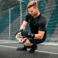 T1TAN Black Beast 3.0 guanti da portiere neri 2