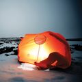 Tenda di emergenza per due persone Lifesystems Survival Shelter 2 arancione 3