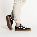 Scarpe Vans UA Old Skool nero/gum medio 2
