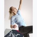 Maglietta da donna Arcteryx Kragg Sl Cotton Emblem Crew mallow alpine blue 5