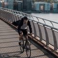 Pantaloncini da ciclismo da uomo POC Transcend nero uranio 3