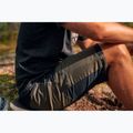 Pantaloncini da trekking Pinewood Finnveden Trail Hybrid nero/verde muschio da uomo 8