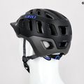 Casco da ciclismo da donna Giro Radix W nero opaco/porpora elettrico 10