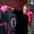 Hayabusa T3 Neon guantoni da boxe rosa neon 6