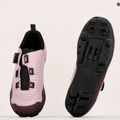 Scarpe da ciclismo MTB da donna Fizik Terra Atlas rosa uva/nero 17