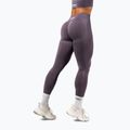 Leggings da allenamento donna NEBBIA Flow Seamless Maximum Push-Up dark grey 3