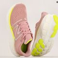 Scarpe da corsa da donna New Balance Fresh Foam X More v4 rosa luna 19
