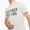 T-shirt Tommy Hilfiger Graphic Training Uomo beige 4