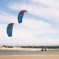 Aquilone da kitesurf Airush One V2 rosso/teal 3