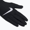 Set fascia da braccio + guanti da donna Nike Essential Running nero/nero/argento 4
