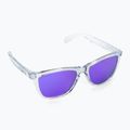 Occhiali da sole Oakley Frogskins lucidati chiari/viola di Przm
