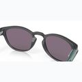 Occhiali da sole Oakley Latch carbonio opaco/grigio prisma 7
