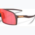 Occhiali da sole Oakley Sutro matte grenache/prizm trail torch 6