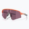 Occhiali da sole Oakley Sutro Lite Sweep arancio neon opaco/prizm road black