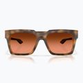 Occhiali da sole Oakley Enigma Ink tartaruga marrone lucida/prisma marrone sfumato 2
