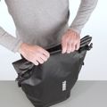 Thule Shield Pannier 13L blu 3204206 portapacchi per bici 5