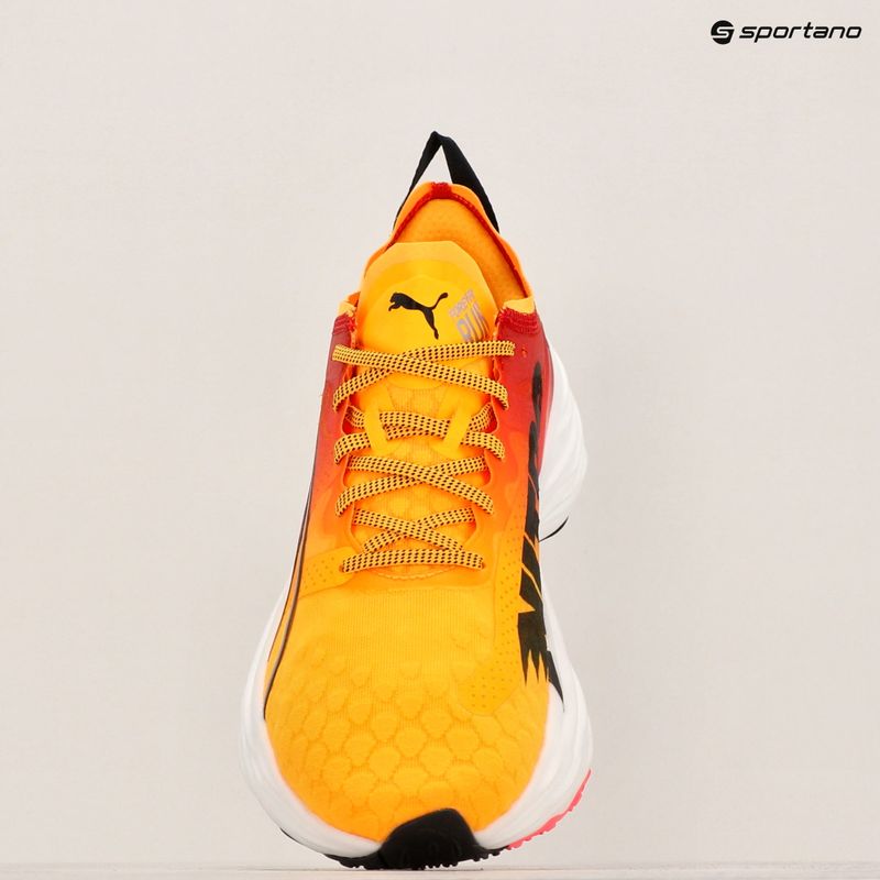 Scarpe da corsa da uomo PUMA ForeverRun Nitro Fade sun stream/sunset glow/puma bianco 18