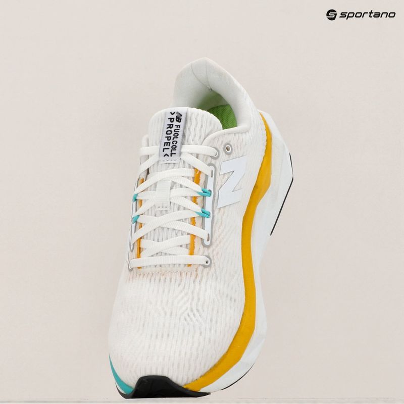 Scarpe da corsa da donna New Balance FuelCell Propel v5 bianco 16