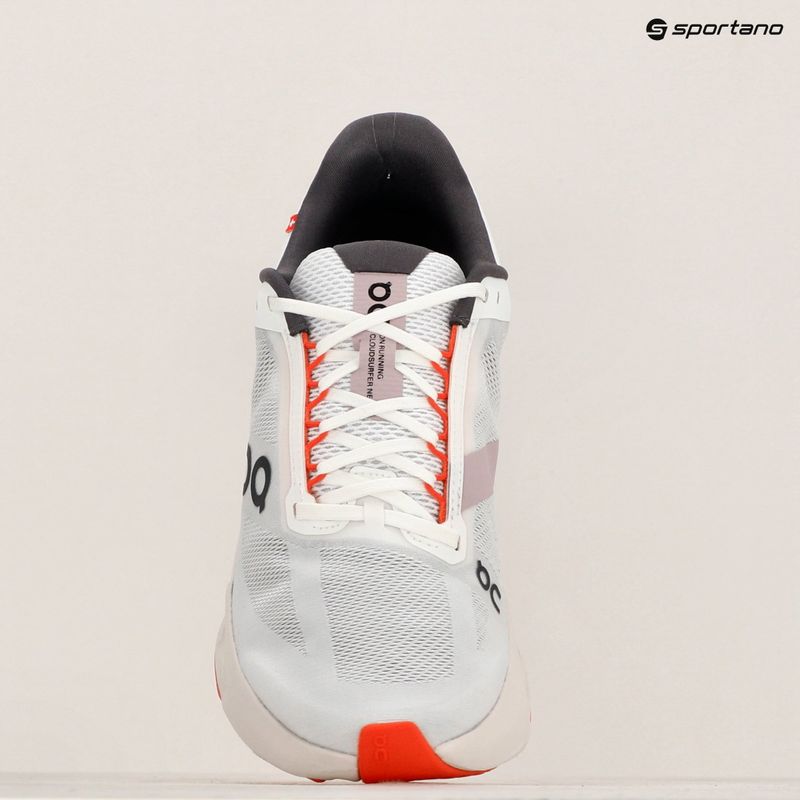 Scarpe da corsa On Running Cloudsurfer Next bianco/fiamma per uomo 16